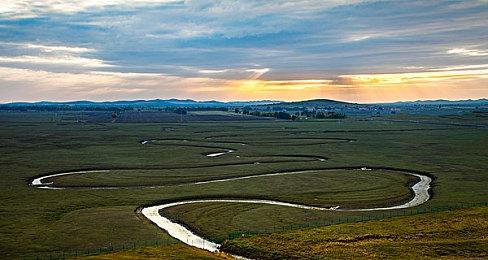  《百合太刀降魔传》11月23日登陆Steam 刀剑弹幕射击